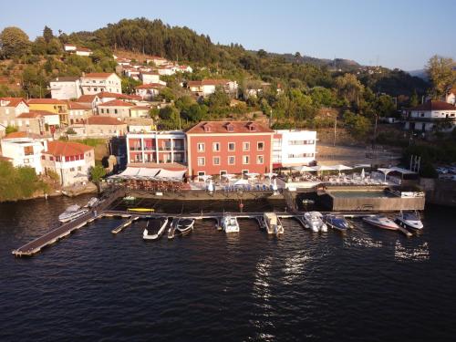Douro  Porto Antigo, Pension in Cinfães