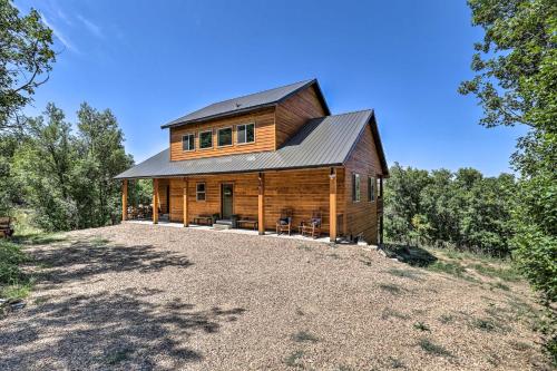 Spacious Resort Cabin in Manti-La Sal Mtns! in ไพรซ์ (UT)