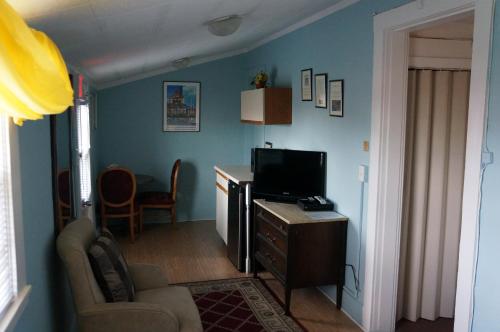 463 Beacon Street Guest House Image 17