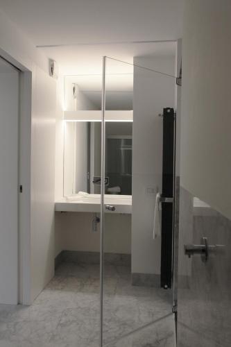 DeBellini Design Apartments - image 5