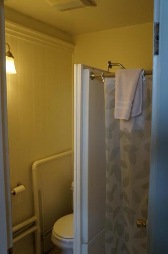 463 Beacon Street Guest House Image 48