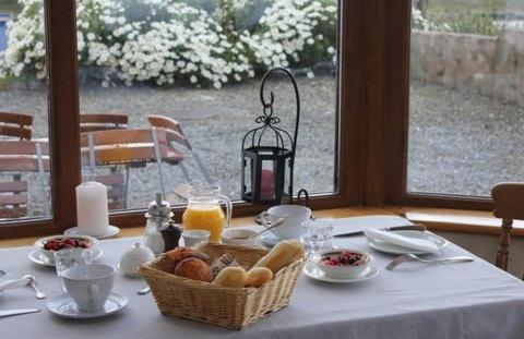 Food and beverages, Clifden Bay Lodge in Clifden