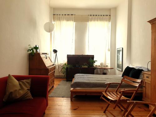 2 Room apartment in center Friedrichshain