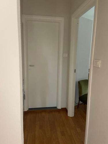  Casa del Lago - apartment & rooms in Ispra