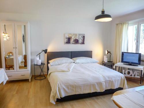  Apartment Chesa Ova Cotschna 303 by Interhome in St. Moritz