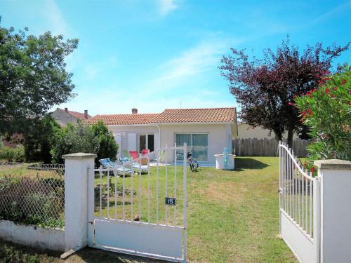 Holiday Home Mon Poussin - Svv120
