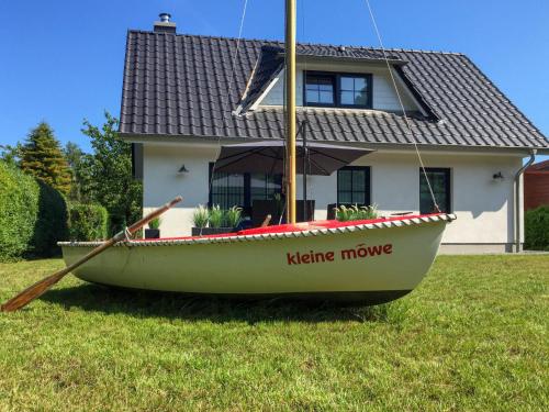 Holiday Home Kleine Möwe by Interhome