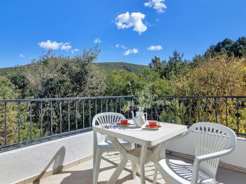 Apartment Rubin-4 by Interhome in Zastražišće