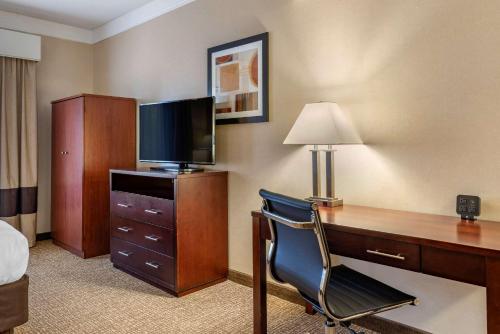 Comfort Suites Linn County Fairground And Expo