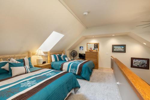 2130 Pines Condo - image 2