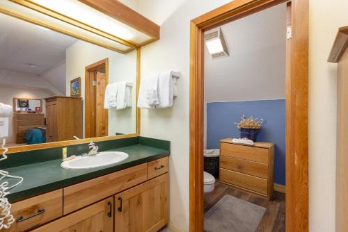 2130 Pines Condo - image 7