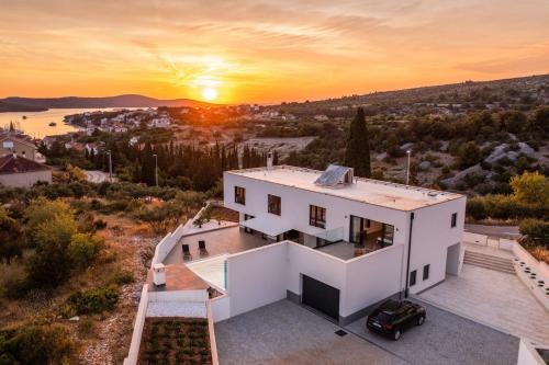 Beautiful Villa Aura