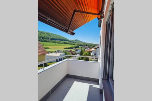 Fränkische Rhön Wohnung mit Bergblick ツ