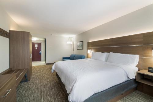 Holiday Inn Express Plymouth