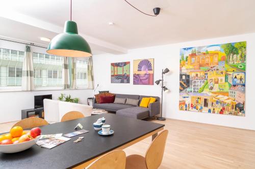Art Apartment Karlsplatz by ichbucheAT