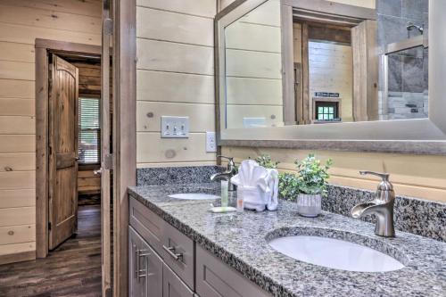 Smoky Cove Cabin with Private Hot Tub and Views! - image 9