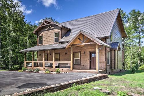 Smoky Cove Retreat with Private Hot Tub and Deck! in Sevierville, USA