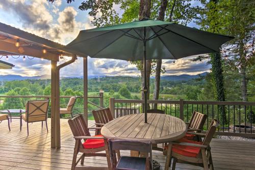 Pisgah Forest Shifting Gears House with Views! in Pisgah Forest, USA