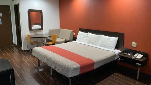 Relax Inn
