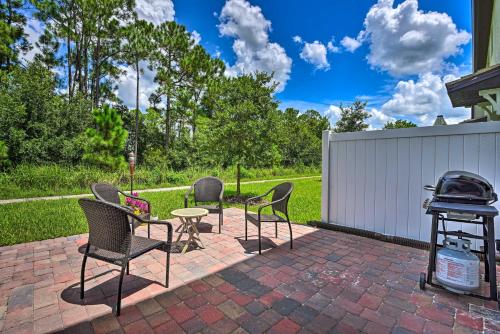 Modern Davenport Townhome with Resort Amenities - main image