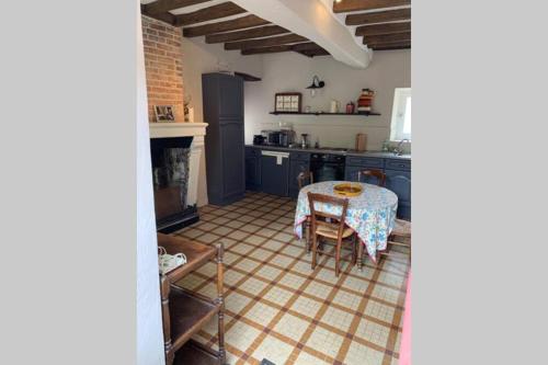 LA PETITE MAISON de Chenillé Changé (LA PETITE MAISON de Chenille Change) in Chateauneuf-sur-Sarthe