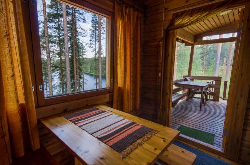 Ahvenlampi Camping - Hotel - Saarijärvi