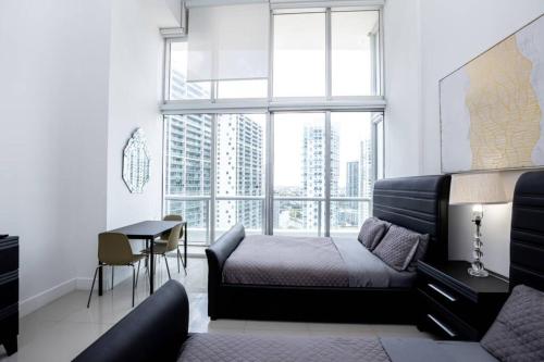 ICON/W HOTEL LUXURY STUDIO@MIAMI DOWNTOWN/BRICKELL