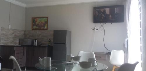 設施, The Hide On Claremont in 普勒托利亞市中心