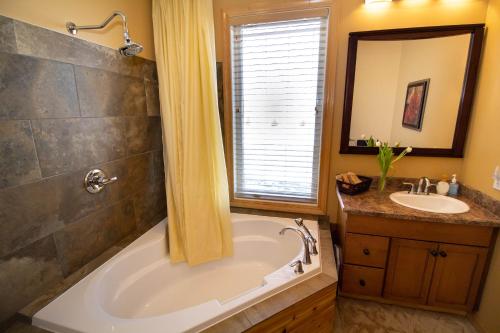 Anna's Prairie Comfort B & B