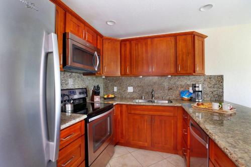 Kahala 122 (Condo) - image 21