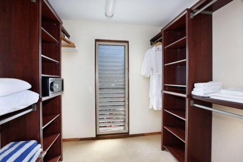 Kahala 122 (Condo) - image 24