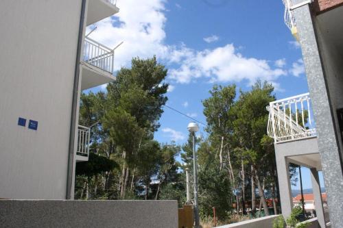 Apartments with a parking space Baska Voda, Makarska - 10406