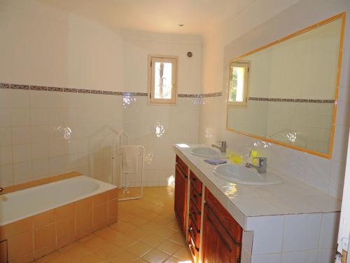 Terre de Sel – Port Grimaud/Grimaud, ID