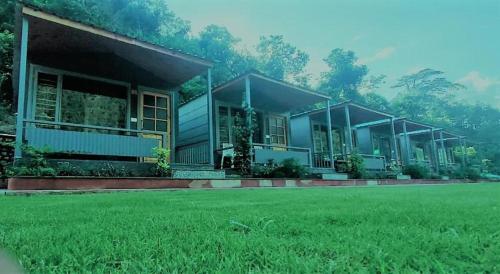 Odyssey's Rainbow homestay
