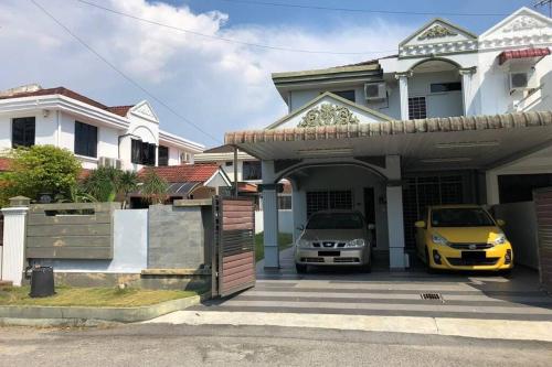 Very spacious,cozy and peaceful home in BM