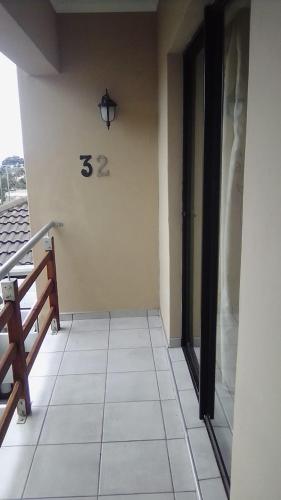 Emampingeni lodge photo