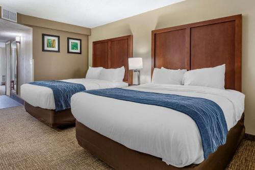 Comfort Inn & Suites Spring Lake - Fayetteville Near Fort Liberty