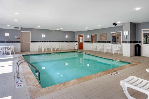 酒店活動, Comfort Suites Manchester near Arnold AFB in 田納西曼徹斯特 (TN)