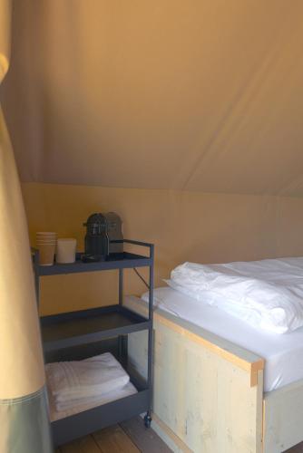 Glamping Tent Twin image 10