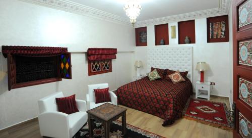 Collier De La Colombe Room Type - Deluxe King Room