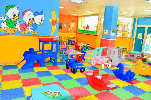 兒童俱樂部, Steigenberger Hotel and Nelson Village in 塔巴