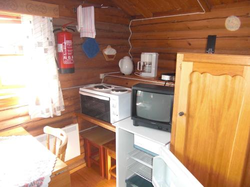 4 bunk beds