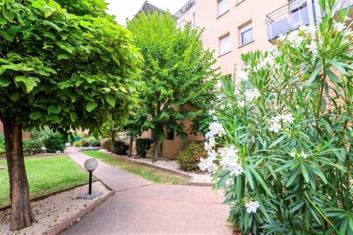 LE MONTMORENCY - Free Parking - Airbus - Netflix, Тулуза (фото 8)