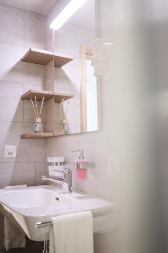 Hotel Garni Sonnenhalde - image 12