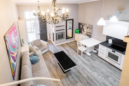 Apartament Glamour Konarskiego WAWELOFTS