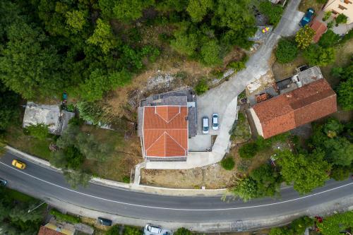 Java apartments - S & J