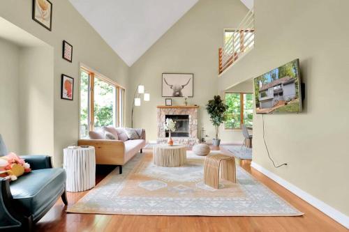 Massanutten retreat- hiking, river, waterpark, resort