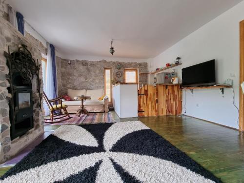Exo Log Cottage - image 12