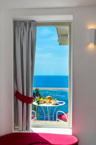 Vistas, Grand Hotel Tritone in Praiano
