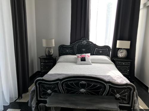 1 queen bed